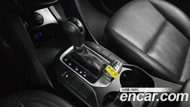 Hyundai Santa Fe 2016 thumb 9