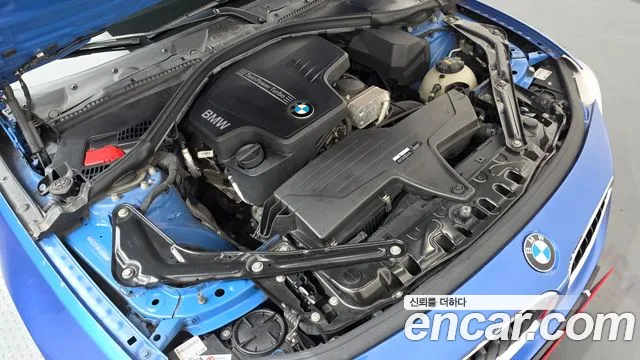 BMW 4-Series 2015 thumb 6