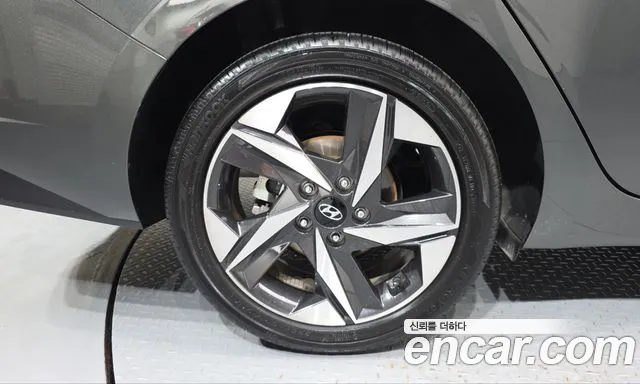 Hyundai Avante 2022 thumb 5