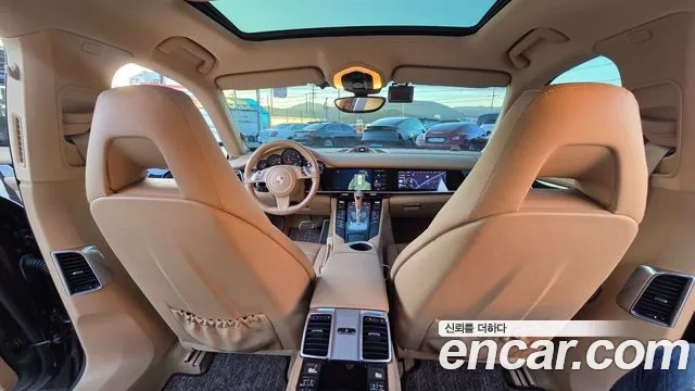 Porsche Panamera 2015 thumb 7