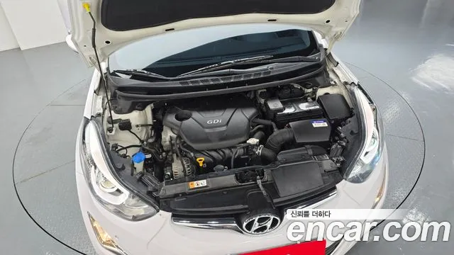 Hyundai Avante 2015 thumb 6