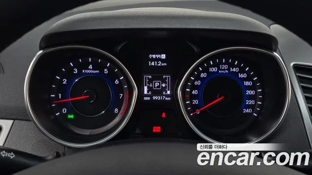 Hyundai Avante 2015 thumb 8