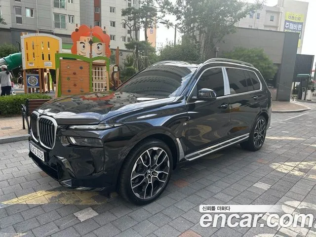 BMW X7 2026 thumb 3