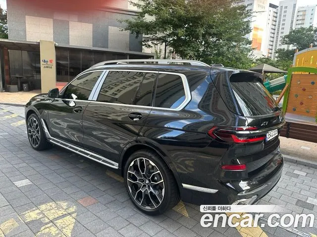 BMW X7 2026 thumb 5