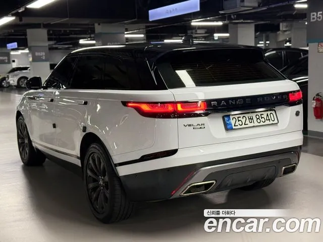 Land Rover Range Rover Velar 2018 thumb 3