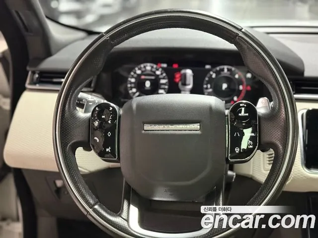 Land Rover Range Rover Velar 2018 thumb 8