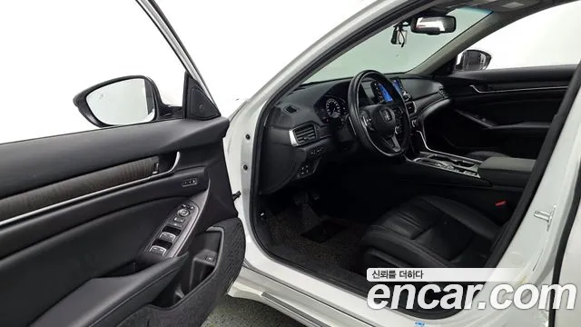 Honda Accord 2022 thumb 10