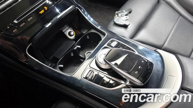 Mercedes-Benz GLC 2019 thumb 9