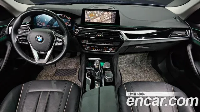 BMW 5-Series 2020 thumb 7