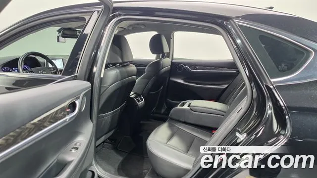 Hyundai Grandeur 2018 thumb 11