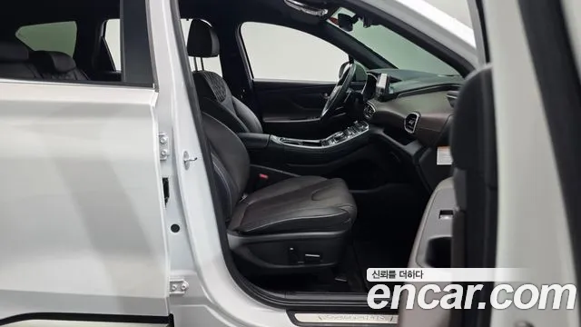 Hyundai Santa Fe 2023 thumb 11