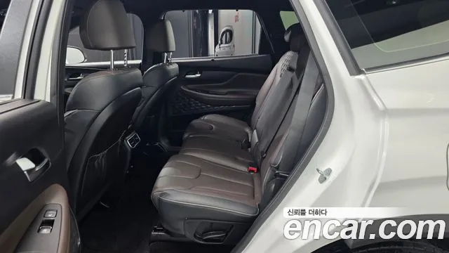 Hyundai Santa Fe 2023 thumb 12