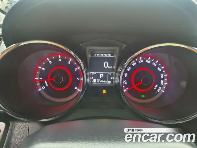 KG_Mobility_Ssangyong TIBOLI 2017 thumb 8