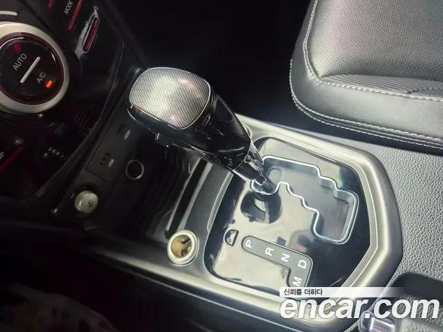 KG_Mobility_Ssangyong TIBOLI 2017 thumb 9