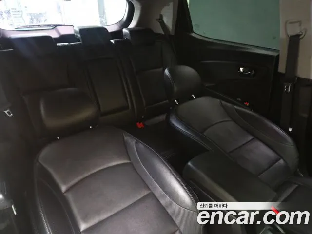 KG_Mobility_Ssangyong TIBOLI 2017 thumb 10