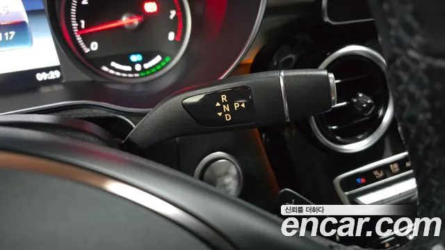 Mercedes-Benz GLC 2019 thumb 9