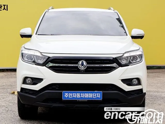 KG_Mobility_Ssangyong Rexton 2018 thumb 3