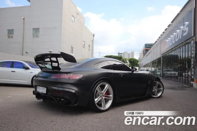 Mercedes-Benz AMG GT 2016 thumb 3
