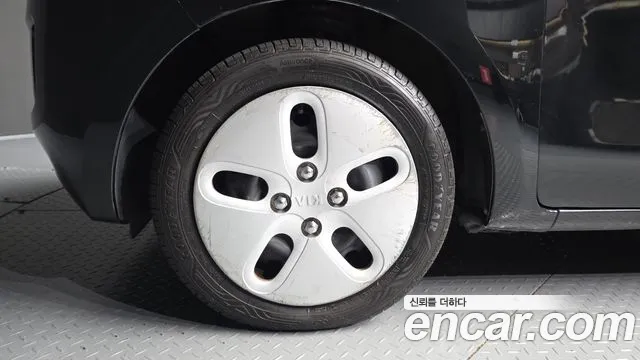 Kia Ray 2015 thumb 5