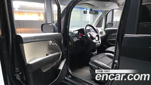 Kia Ray 2015 thumb 10