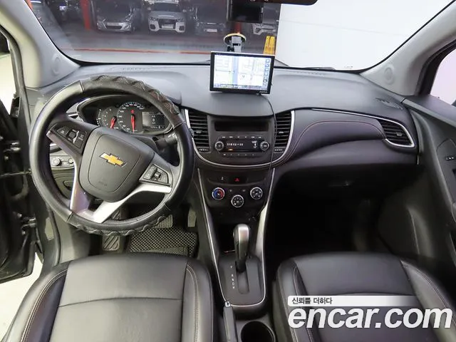 ChevroletGMDaewoo Tracker 2017 thumb 7