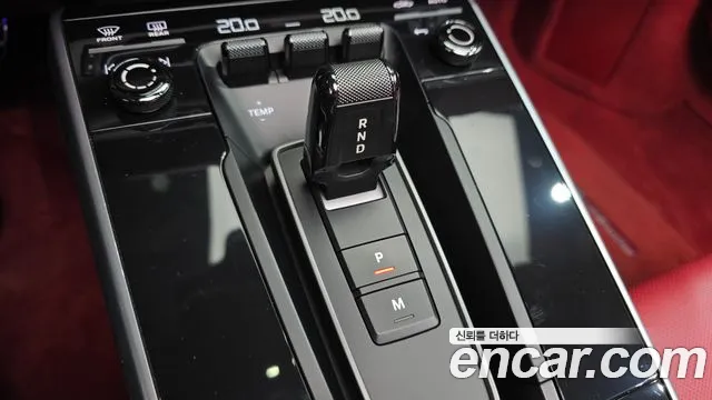 Porsche 911 2022 thumb 9
