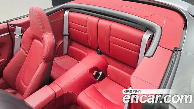 Porsche 911 2022 thumb 11
