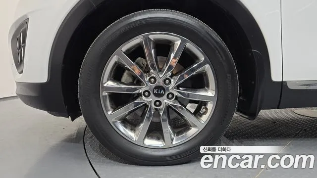 Kia Sorento 2016 thumb 5