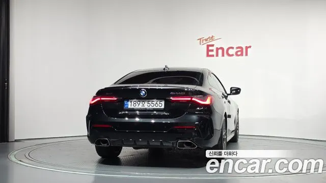 BMW 4-Series 2022 thumb 4