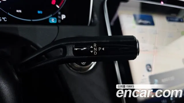 Mercedes-Benz E-Класс 2025 thumb 9