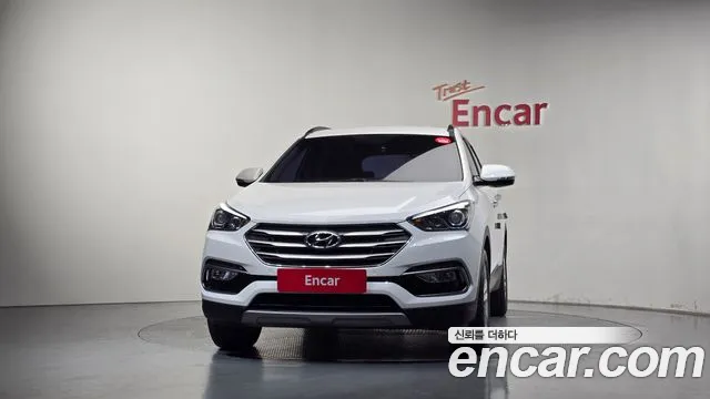 Hyundai Santa Fe 2018 thumb 3