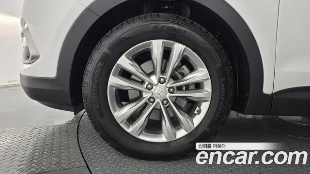 Hyundai Santa Fe 2018 thumb 5