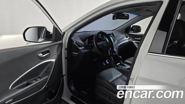 Hyundai Santa Fe 2018 thumb 10