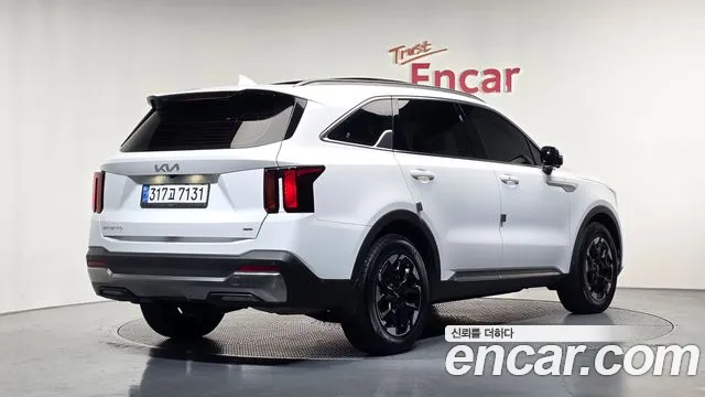 Kia Sorento 2023 thumb 2