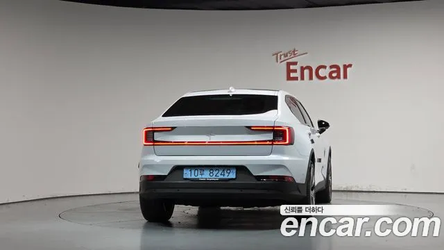 Polestar 2 2023 thumb 3