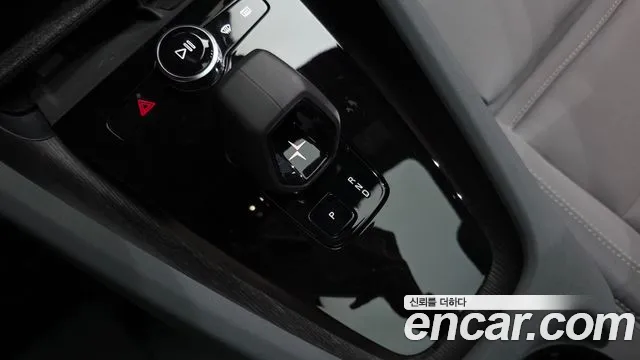 Polestar 2 2023 thumb 8