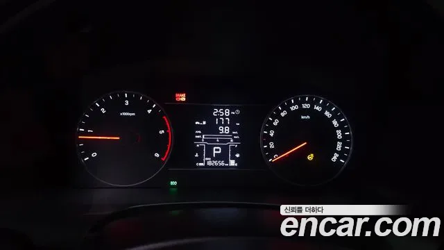 KG_Mobility_Ssangyong Rexton 2018 thumb 8