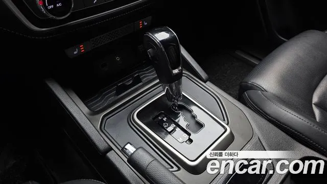 KG_Mobility_Ssangyong Rexton 2018 thumb 9