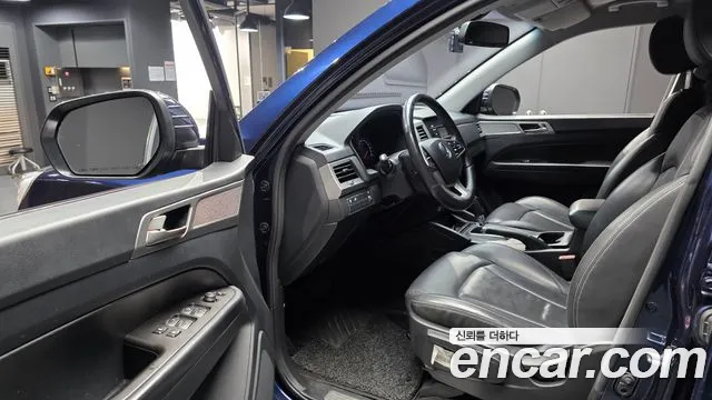 KG_Mobility_Ssangyong Rexton 2018 thumb 10