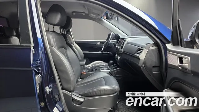 KG_Mobility_Ssangyong Rexton 2018 thumb 11