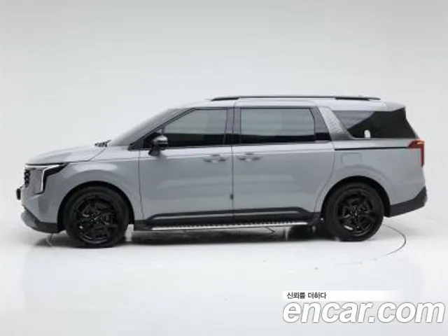 Kia Carnival 2024 thumb 3