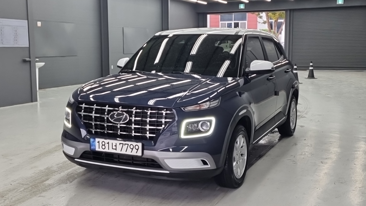 Hyundai Venue 2021 thumb 11