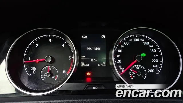 Volkswagen Golf Sportsvan 2016 thumb 8