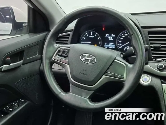 Hyundai Avante 2016 thumb 8
