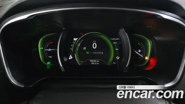 Renault-KoreaSamsung Megane 2016 thumb 8