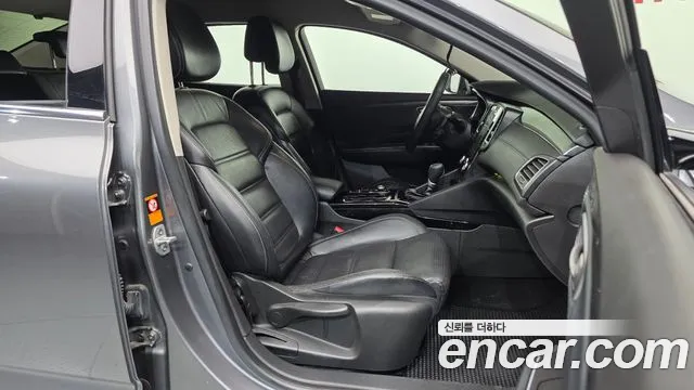 Renault-KoreaSamsung Megane 2016 thumb 11