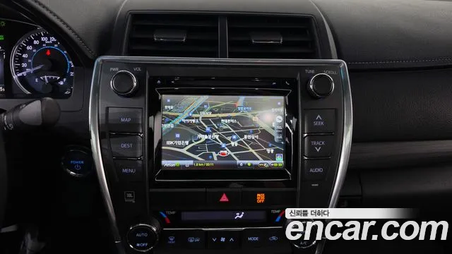 Toyota Camry 2015 thumb 12