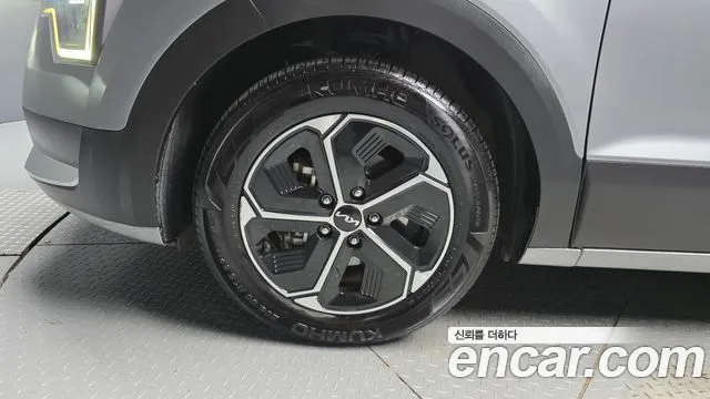 Kia Niro 2022 thumb 5