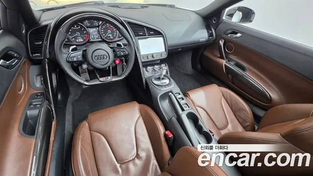 Audi R8 2012 thumb 7