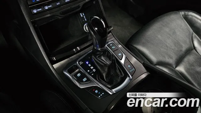 Hyundai Grandeur 2015 thumb 8